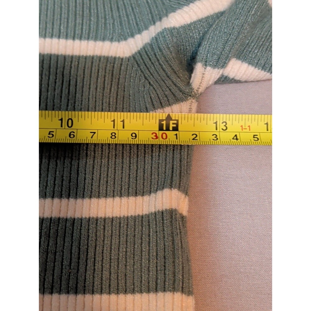 ❤️AE Women's M Sage Stripe Ribbed Mock Neck Crop Long Sleeve Sweater❤️ - Picture 6 of 8